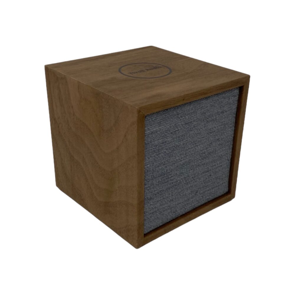 Tivoli Audio Cube Walnut - Højtaler