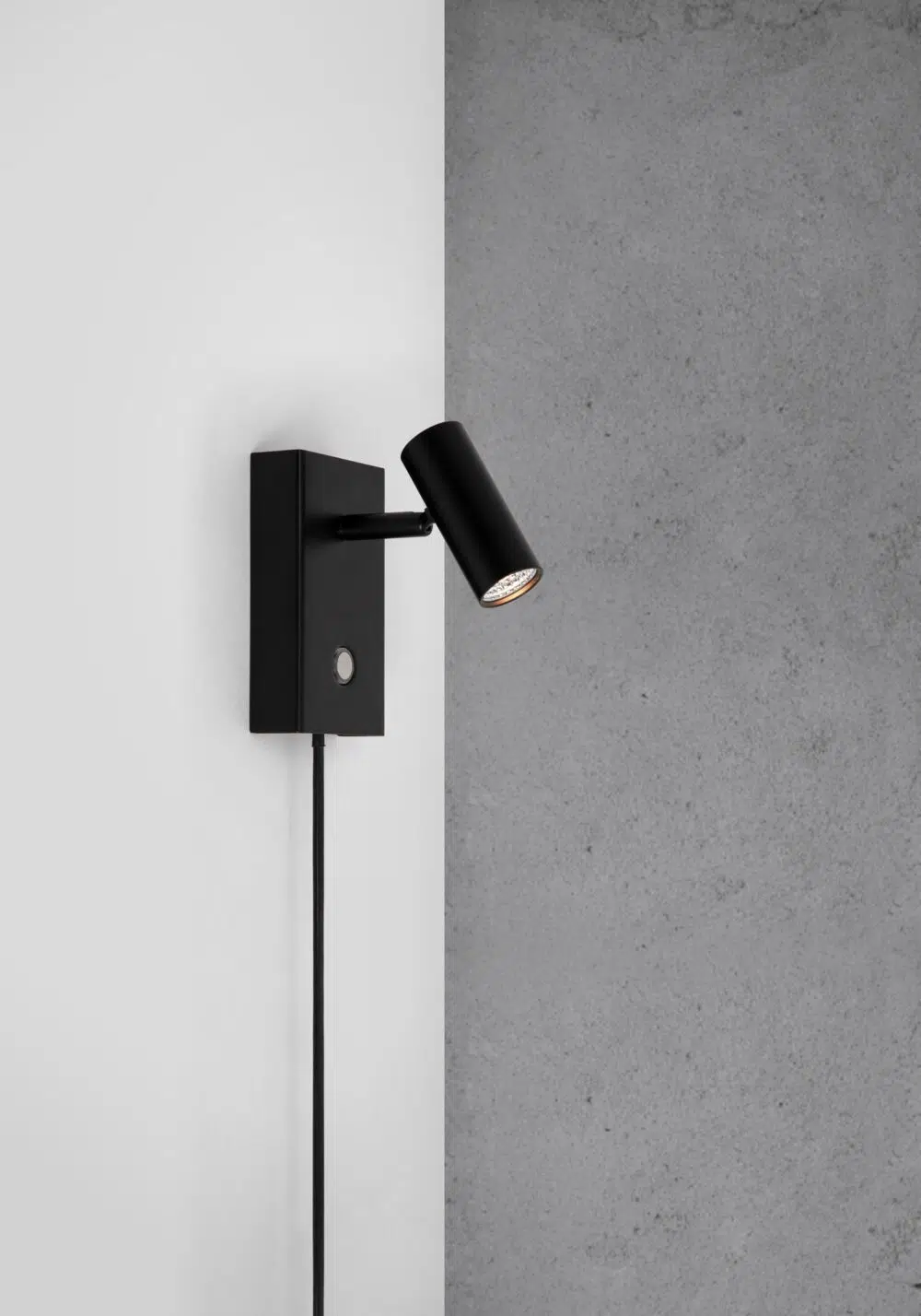 Omari | Wall Light | Black - Image 3