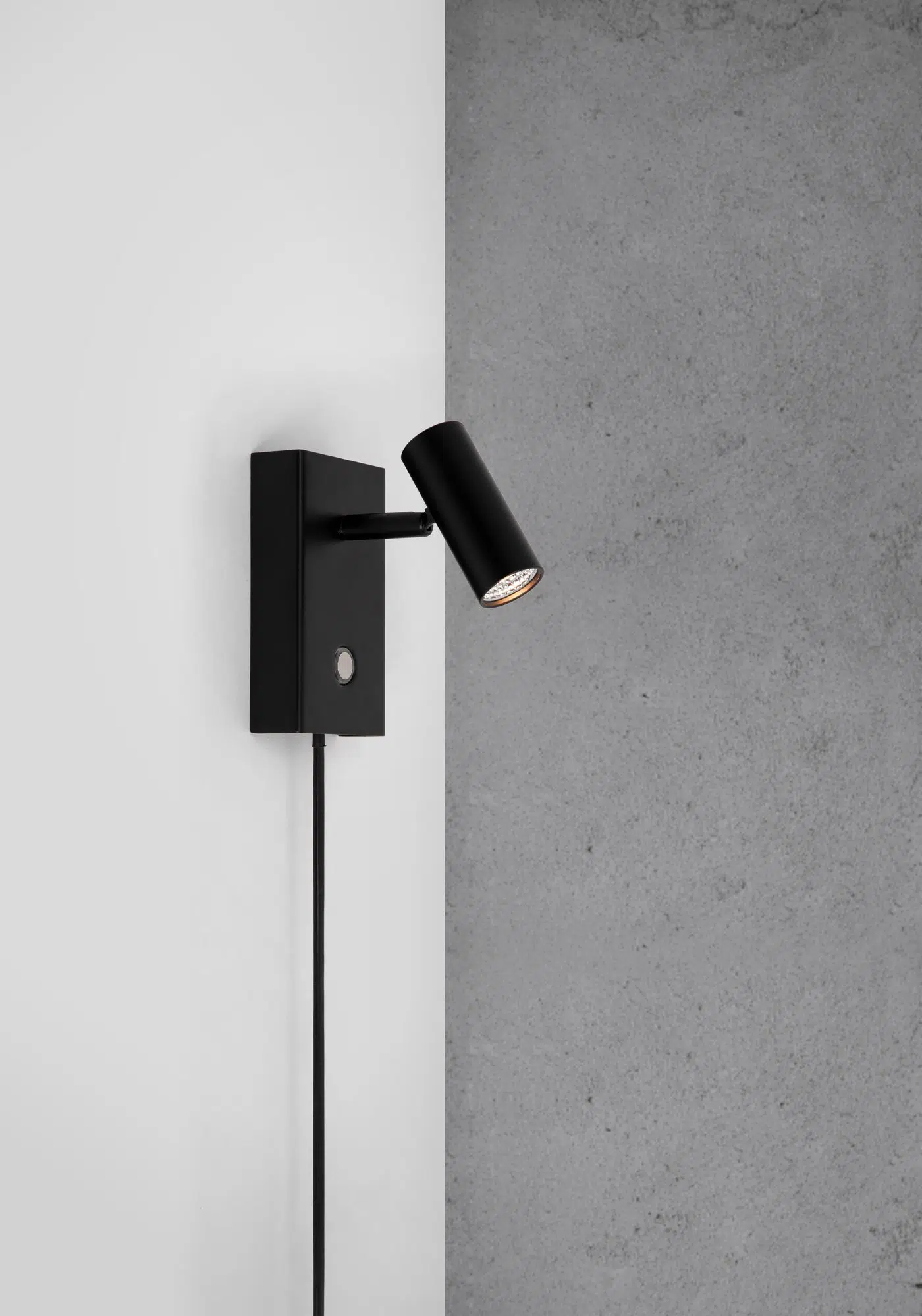 Omari | Wall Light | Black - Image 3